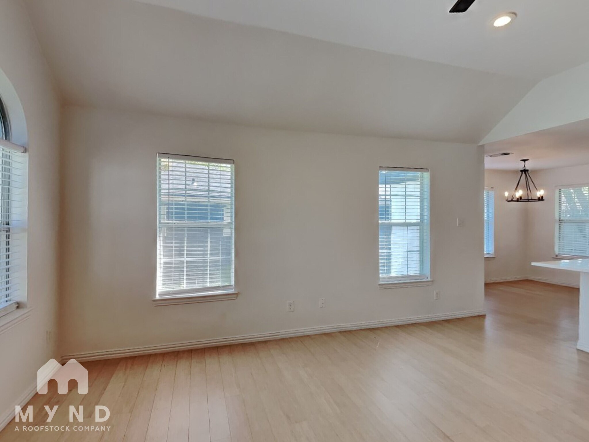 Building Photo - 1503 Pearson Ave