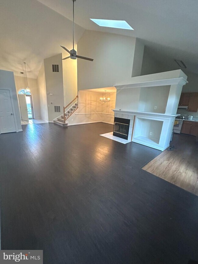 Primary Photo - 14425 Tracy Schar Ln