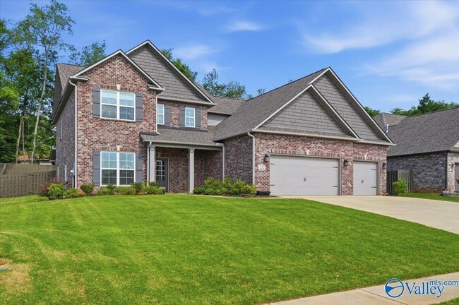 Building Photo - 212 Somerdale Ln