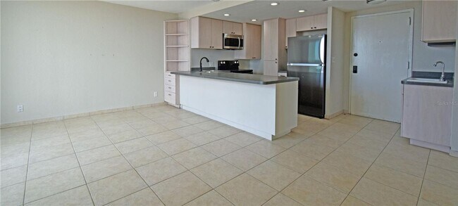 Building Photo - 4015 Bayshore Blvd