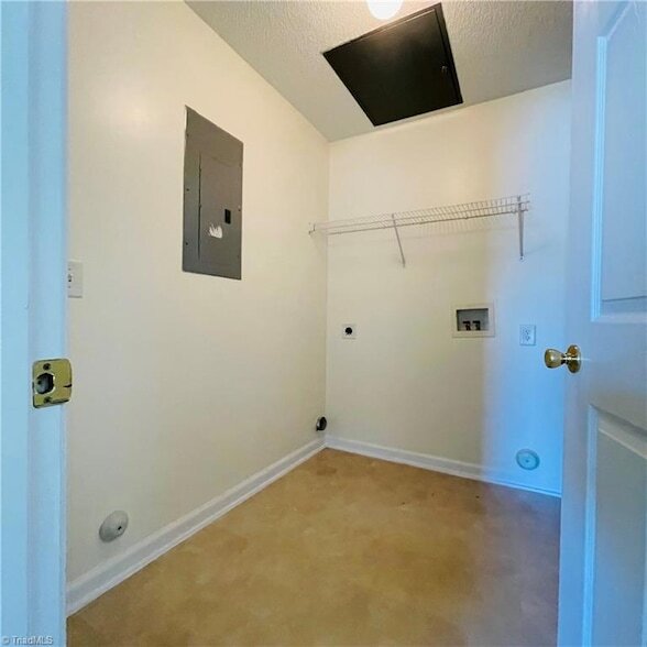 Building Photo - 903 Hanahan Ct