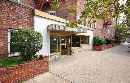 Building Photo - 55-05 Woodside Ave
