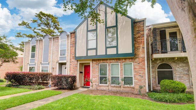 Building Photo - 1334 Country Pl Dr