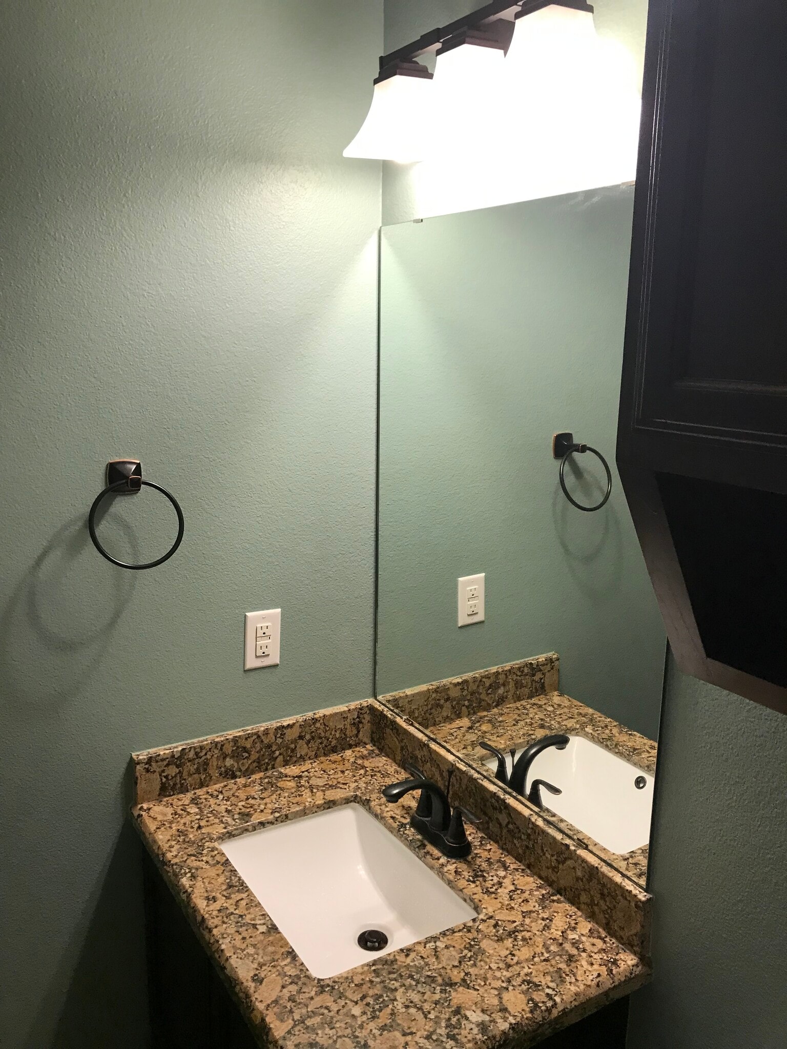 2nd Bath - 2909 Alice Ln