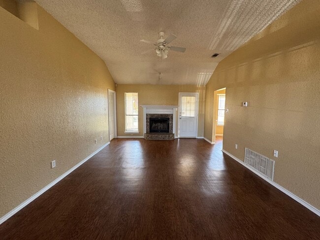 Building Photo - 3606 Rainforest Ln