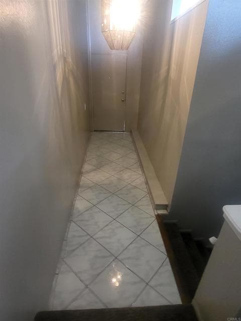 Building Photo - 2319 Caringa Way