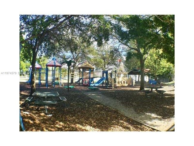 Building Photo - 1801 S Treasure Dr