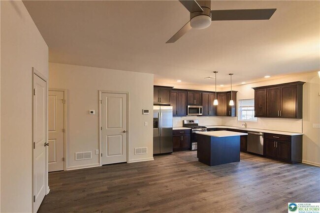 Building Photo - 6653 Stein Way