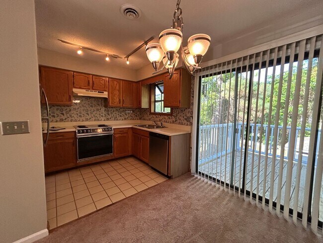 Building Photo - Charming 2BR Condo – Move-In Ready!