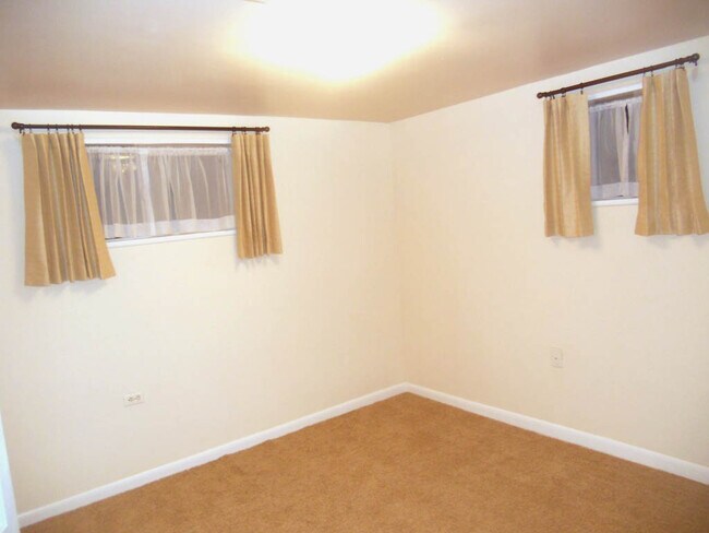 Bedroom 2 - 5509 W 13600 N