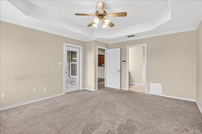 Building Photo - 6325 Oso Pkwy