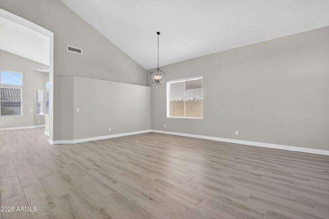 Building Photo - 11517 W Laurelwood Ln