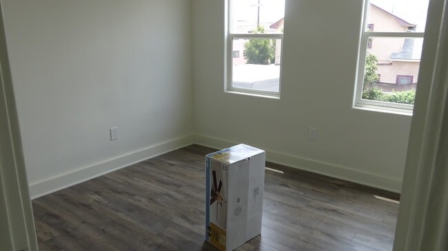 Building Photo - 4302 Normal Ave
