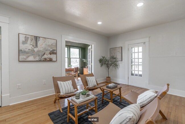 Building Photo - 4 Bed 3 Bath Home in Uptown OKC