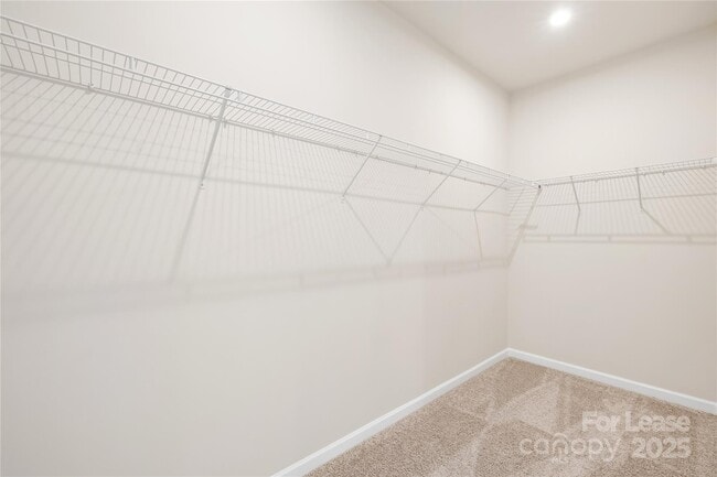 Building Photo - 3125 Hutton Gdns Ln