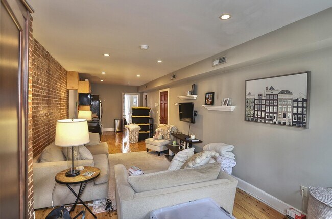 Building Photo - 341 Park Ave