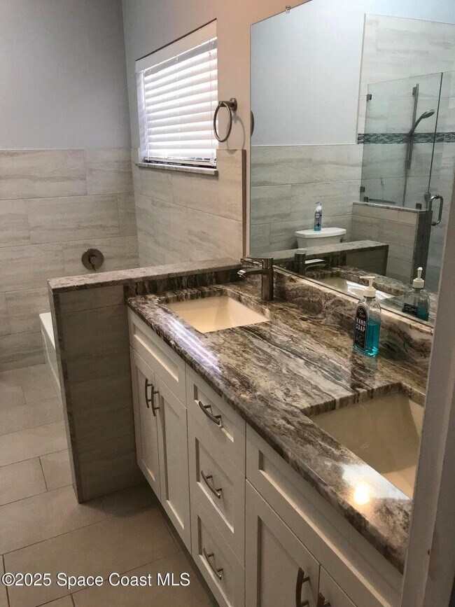 Building Photo - 2326 Skywind Cir