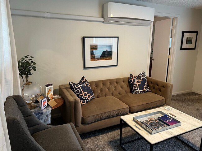 Building Photo - WIRED - West Plaza Condo, LLC
