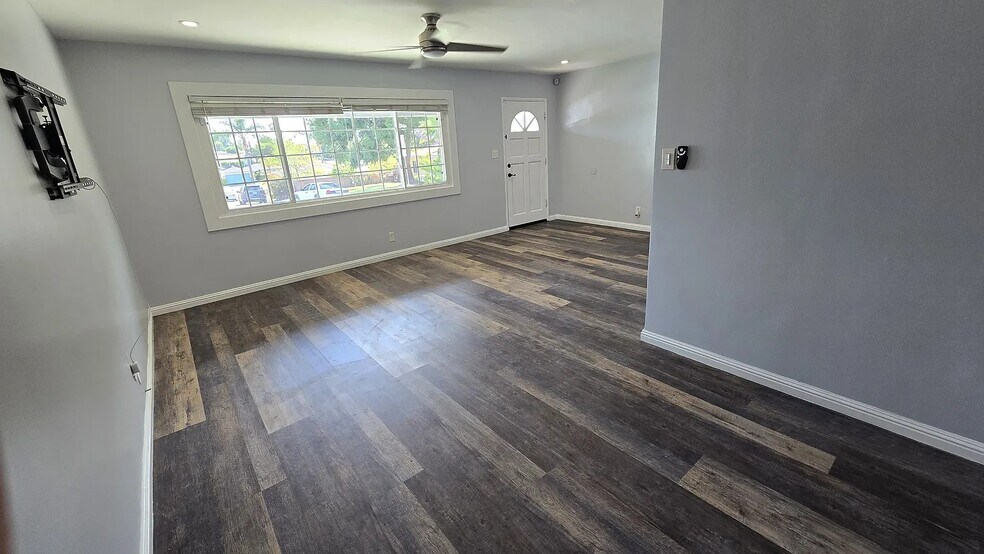 Building Photo - 10603 Bramblebush Ave