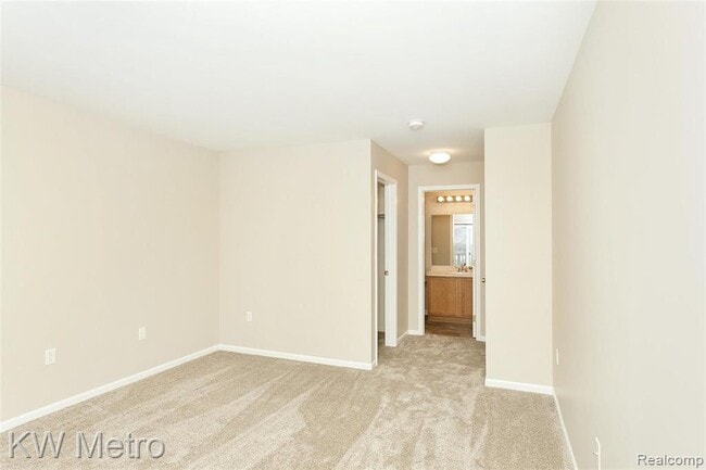 Building Photo - 4121 Hampton Ridge Blvd