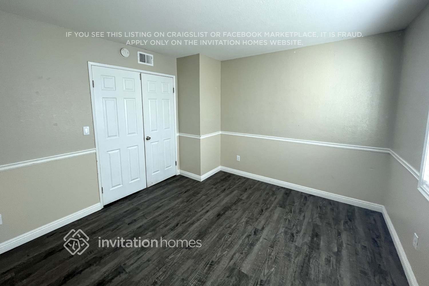 Building Photo - 3120 Crowne Dr