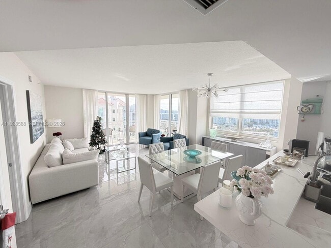 Building Photo - 19501 W Country Club Dr