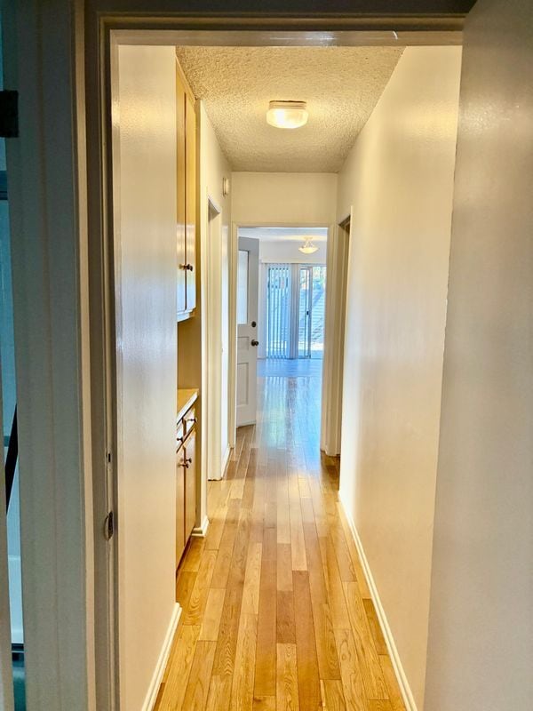 Building Photo - 2425 Ocean Ave