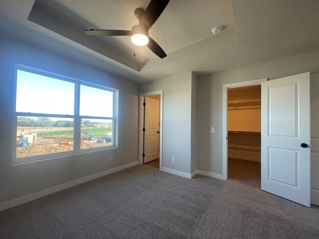 Building Photo - Townhome For Rent Papillion
