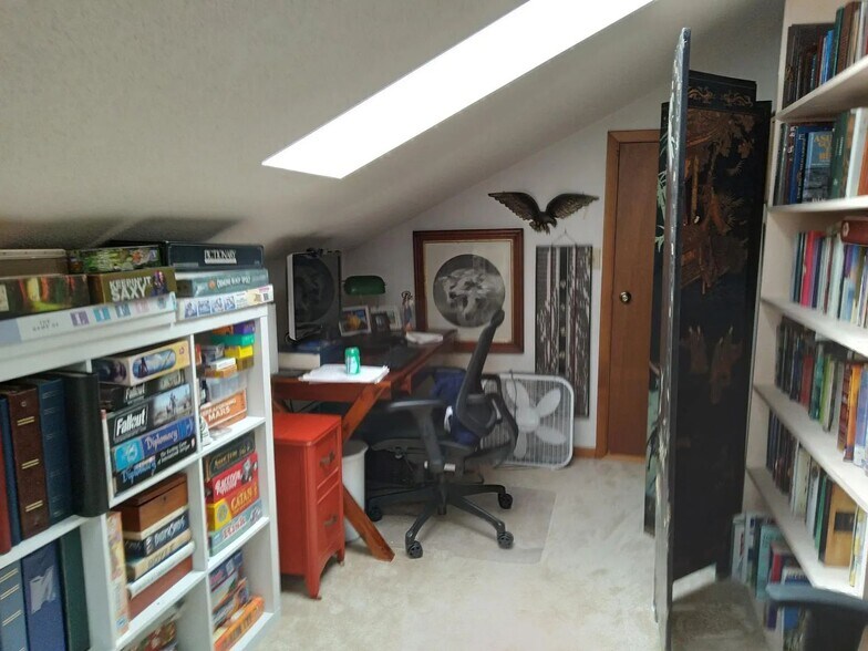 Building Photo - 275 Bayridge Ct