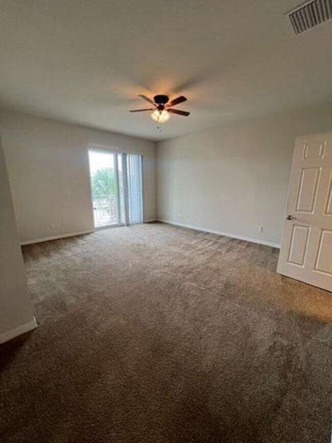Building Photo - 1240 Turnbridge Dr