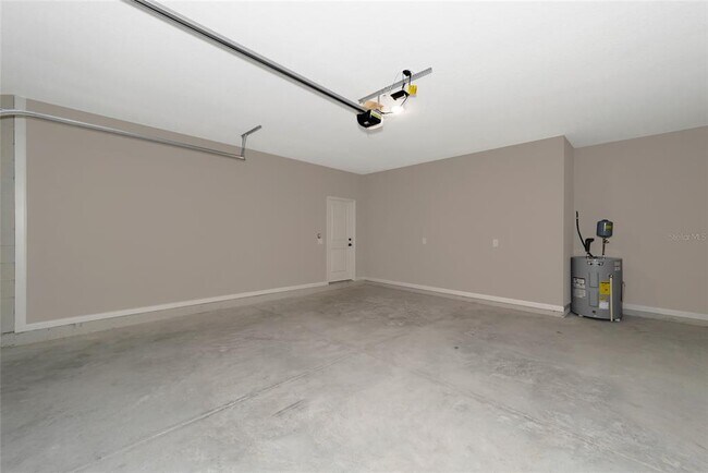 Building Photo - 12374 Cades Bay Cir