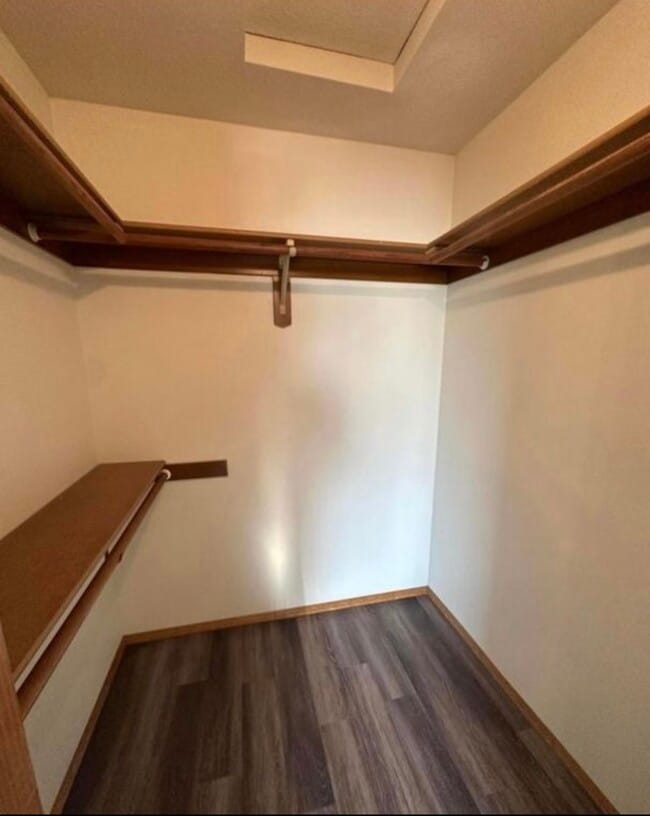 Building Photo - 1165 Sunny Ridge Dr