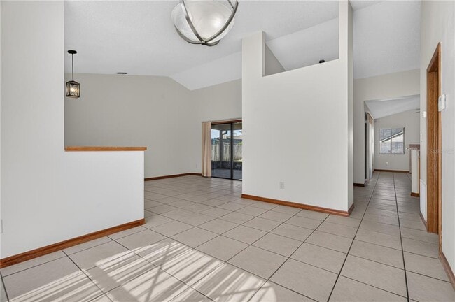Building Photo - 4059 Waterview Loop
