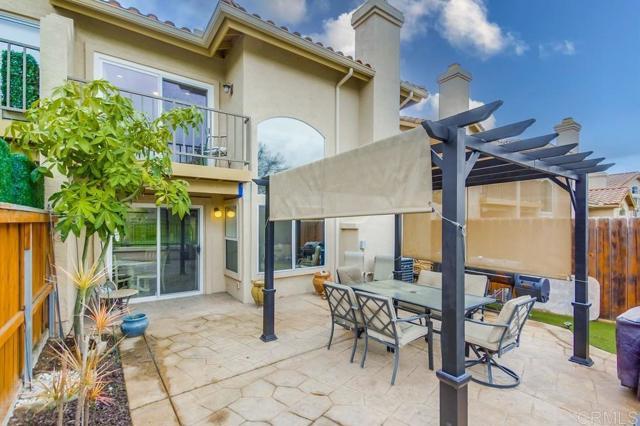 Building Photo - 2344 Greenbriar Dr