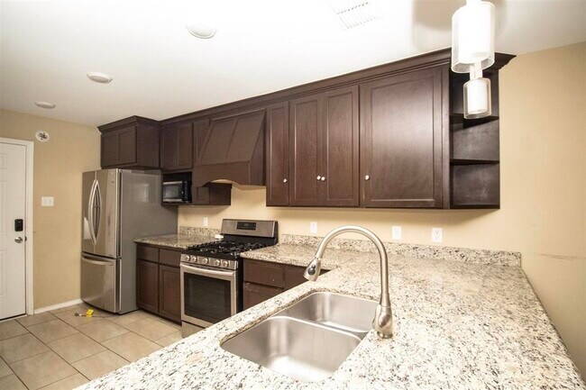 Building Photo - 4316 Ramona Dr