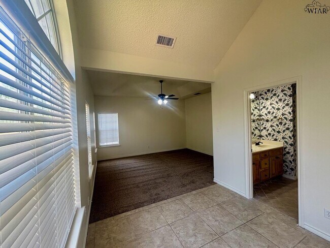 Building Photo - 2820 Judson Cir