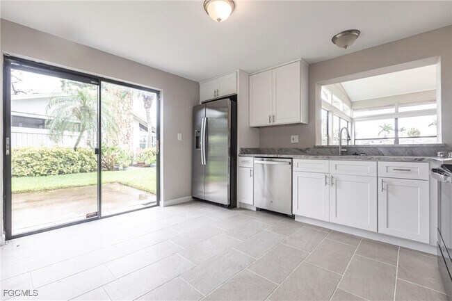Building Photo - 16737 Pheasant Ct
