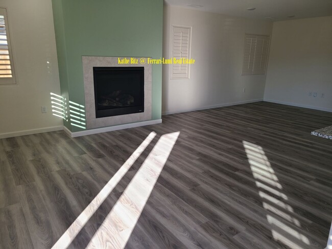 Building Photo - CUTE newer Lemmon Valley home! LOOK! 2 bed...