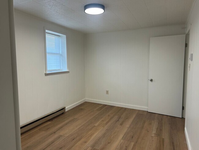 Building Photo - 12635 Williamsport Pike