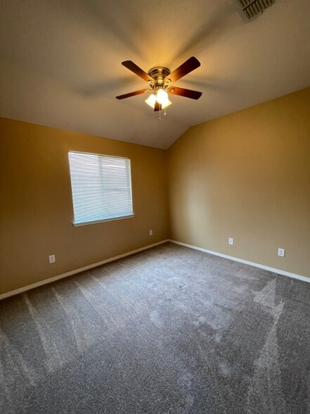 Building Photo - 8513 Autumn Creek Trail