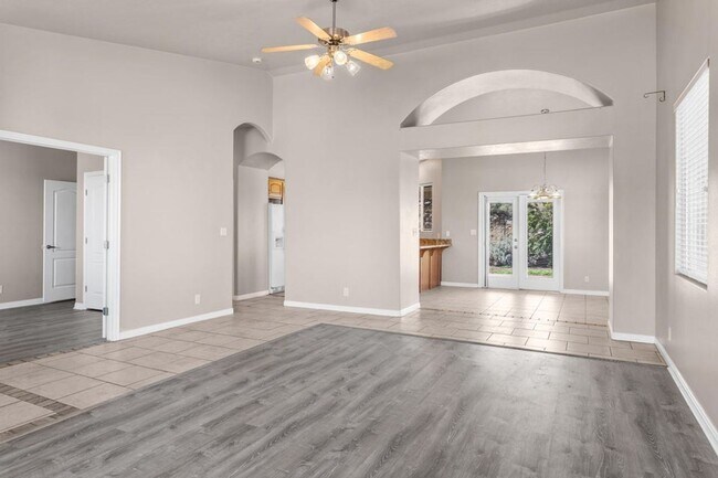 Building Photo - 3 Bedroom Home With Valley Views In St. George