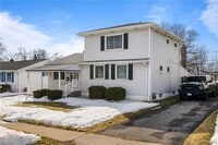 Building Photo - 36 Crescent Ct