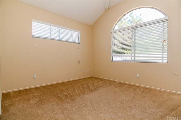 Building Photo - 13133 Le Parc Blvd