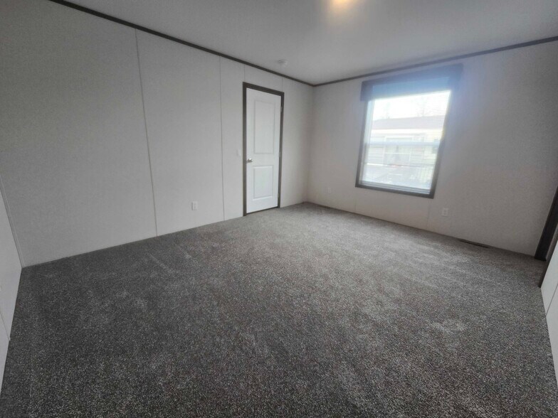 Building Photo - 3510 N 9th St