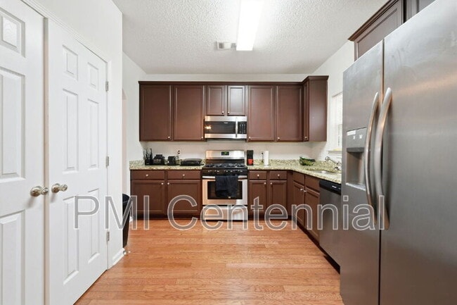 Building Photo - 2197 Capella Cir SW