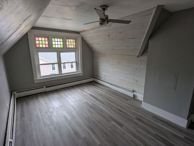 Building Photo - 200 E Bald Eagle St