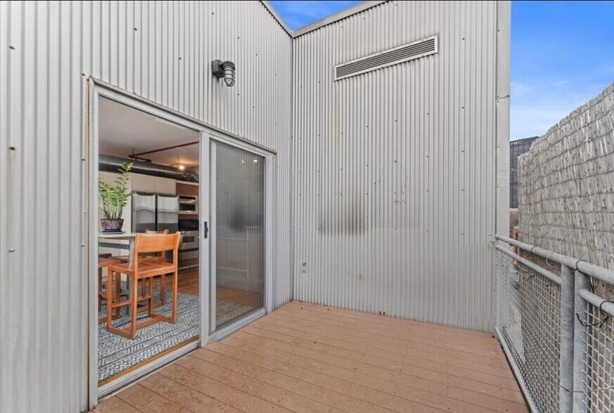 Building Photo - 1536 Colwell St