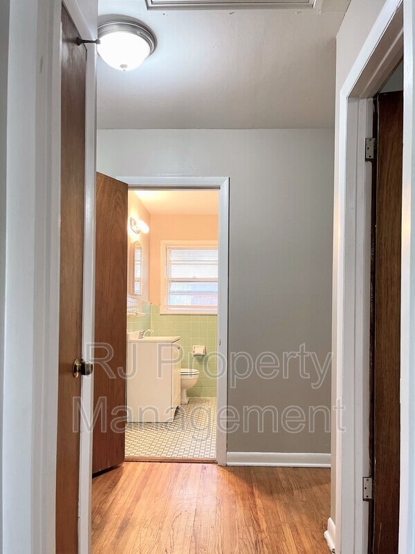 Building Photo - 1711 Goodhaven Dr