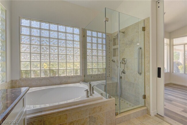Building Photo - 8437 Willowleaf Ct