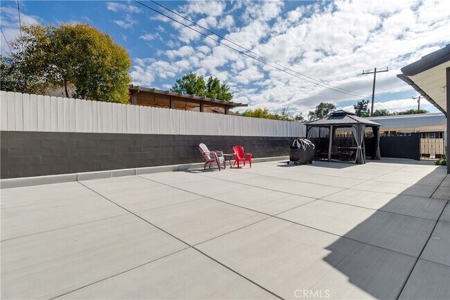 Building Photo - 12951 Cascade St